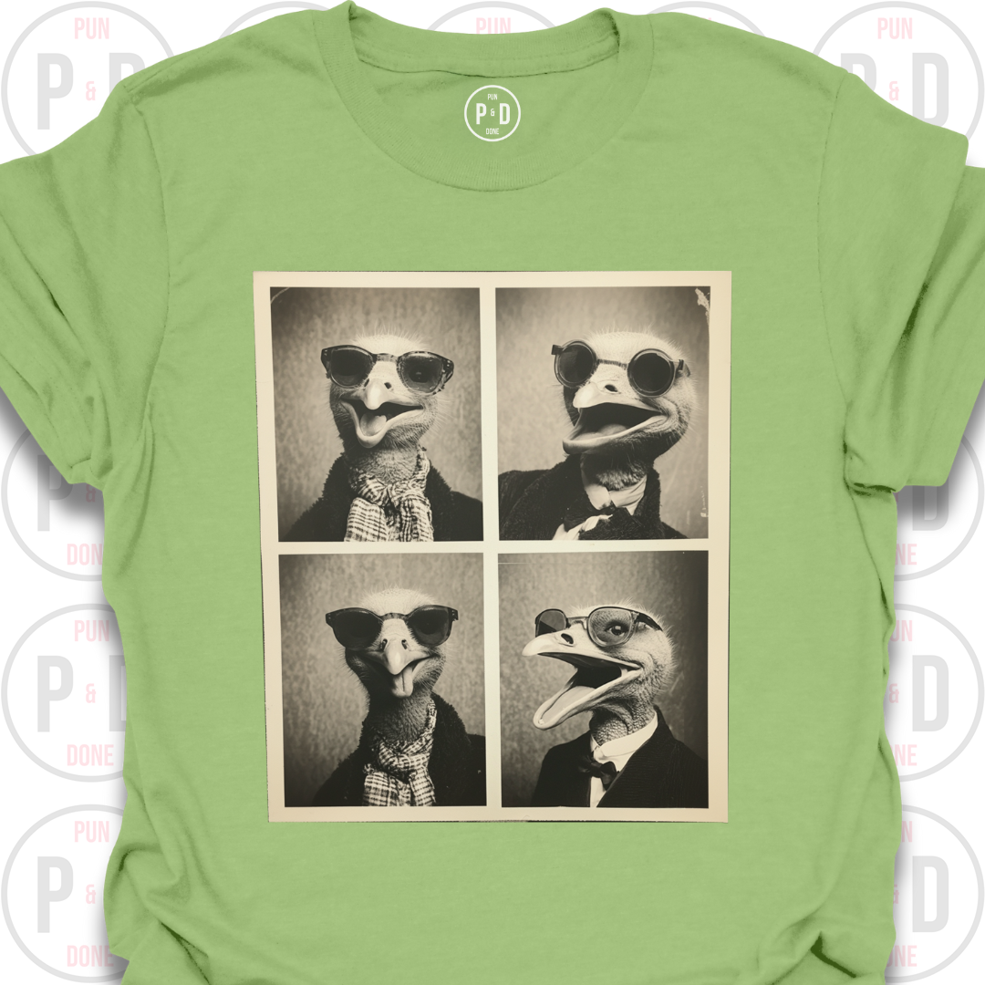 Retro Photobooth Ostrich, T-Shirt